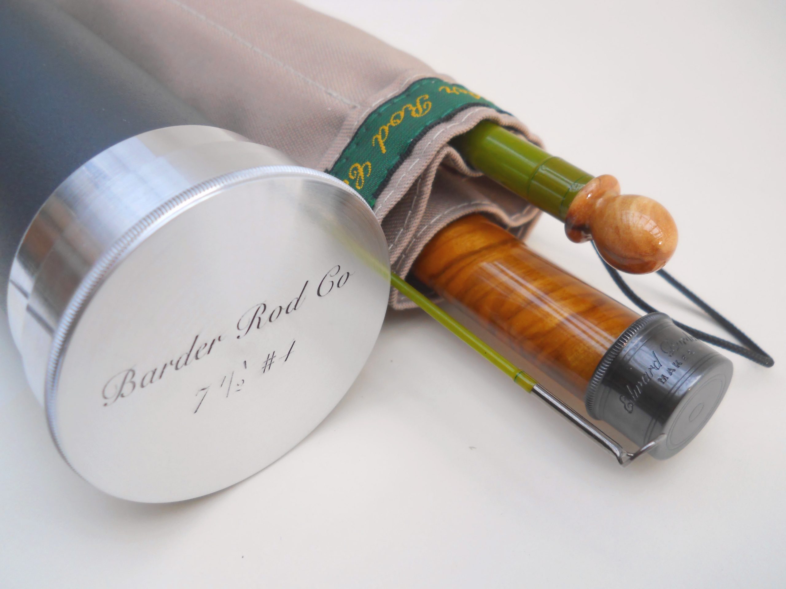 Barder Rod Co. 8' #4-weight 3-piece fibreglass fly rod. - Image 2