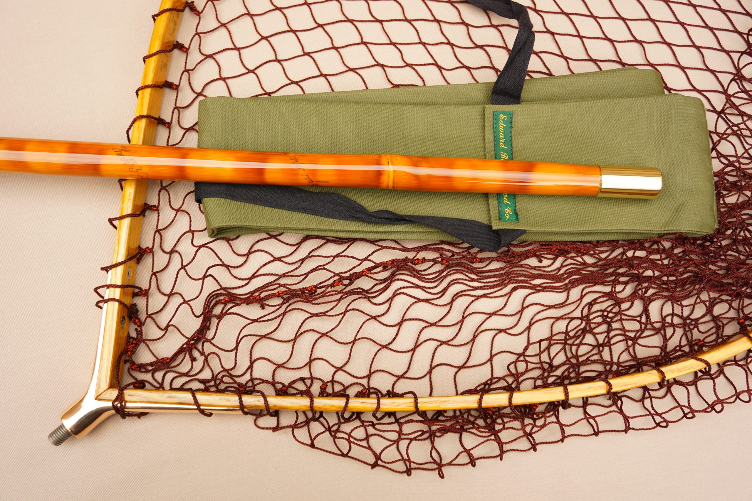 The № 30 Bernard Venables Landing Net. - The Edward Barder Rod Company