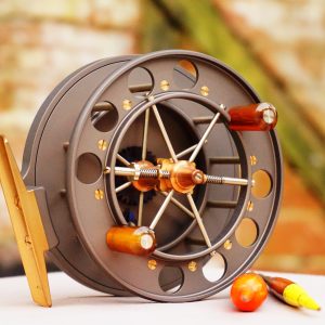 Chris Lythe 1915 Avon 4” x 1⅛" centre pin reel № 105