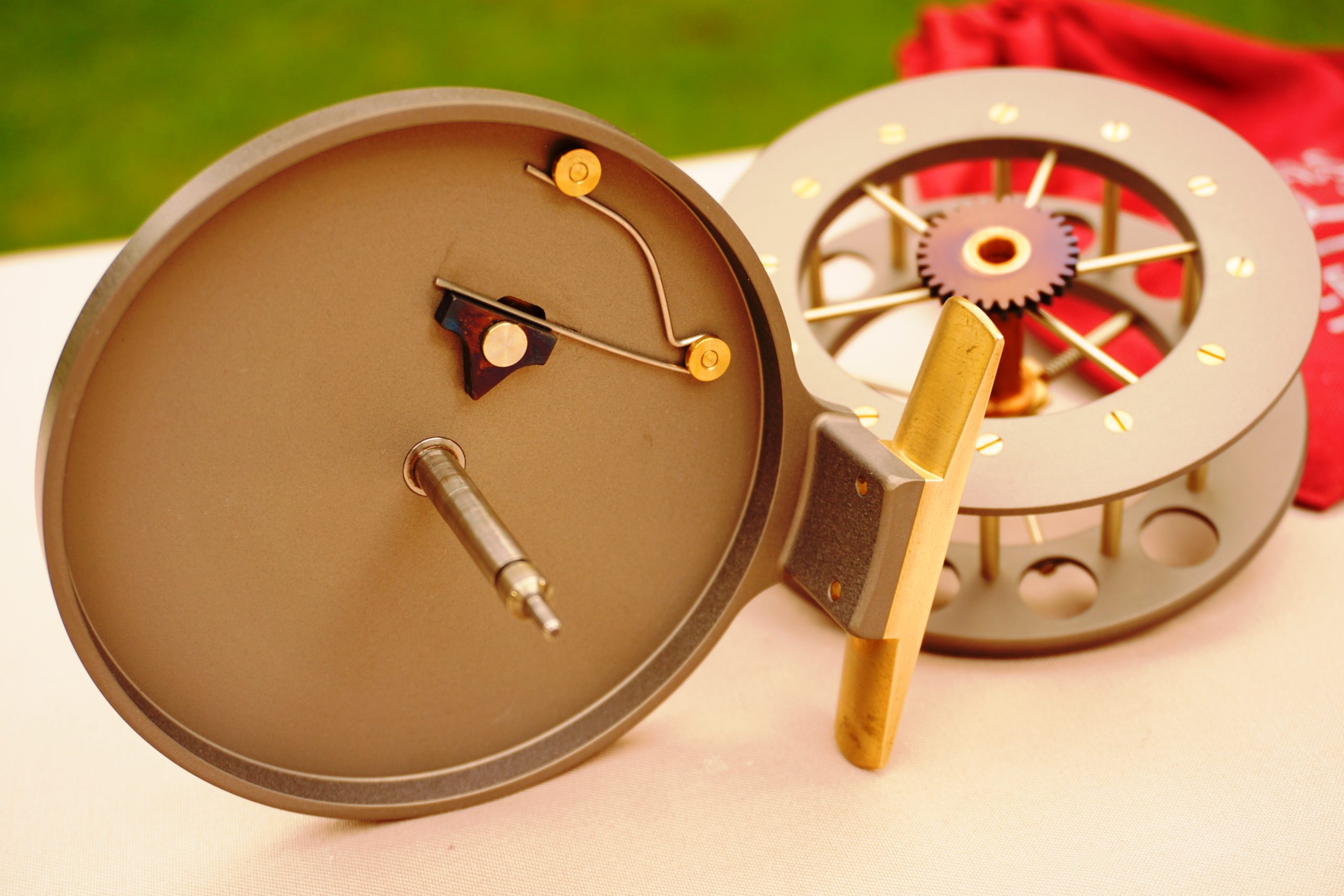 Chris Lythe 1915 Avon 4" Aerial centrepin reel. - Image 2