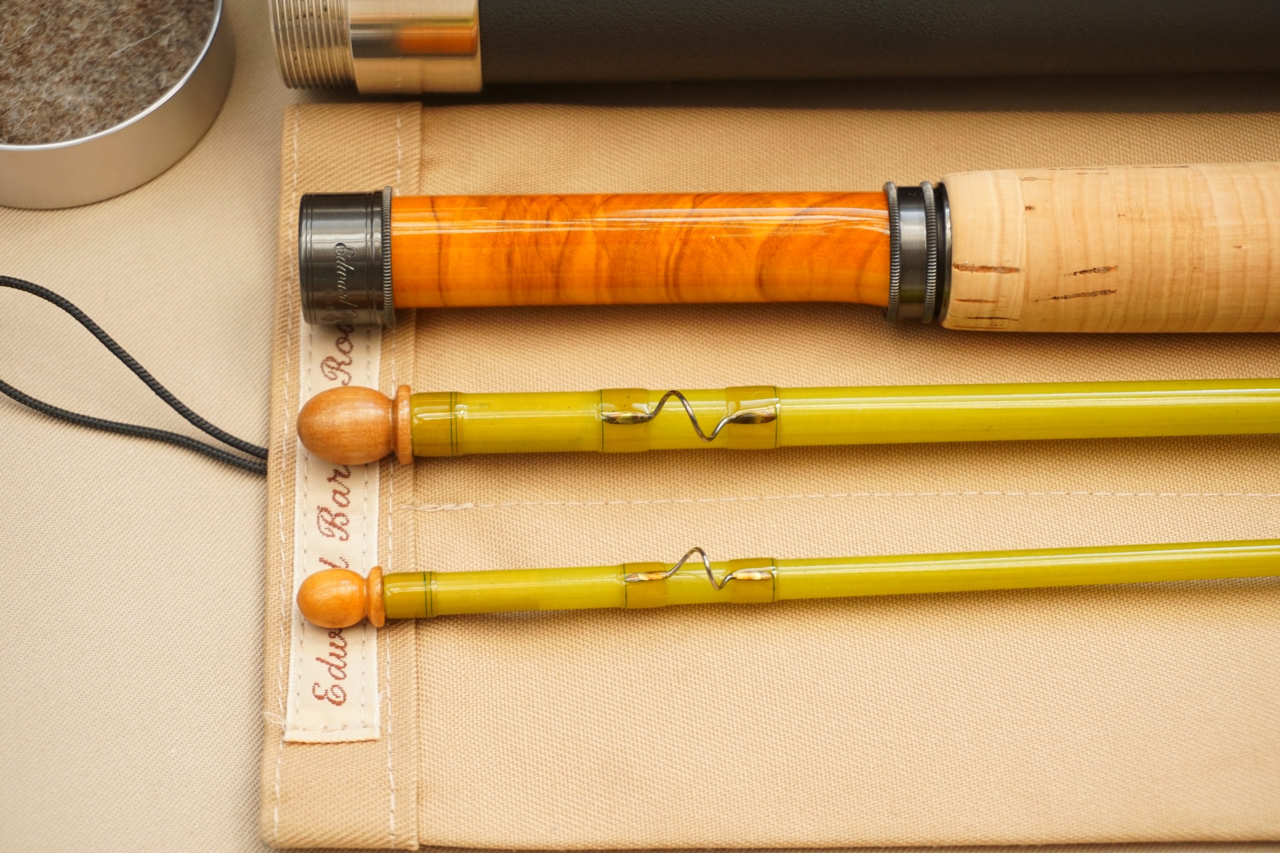 Barder Rod Co. 8' #4-weight 3-piece fibreglass fly rod. - Image 4
