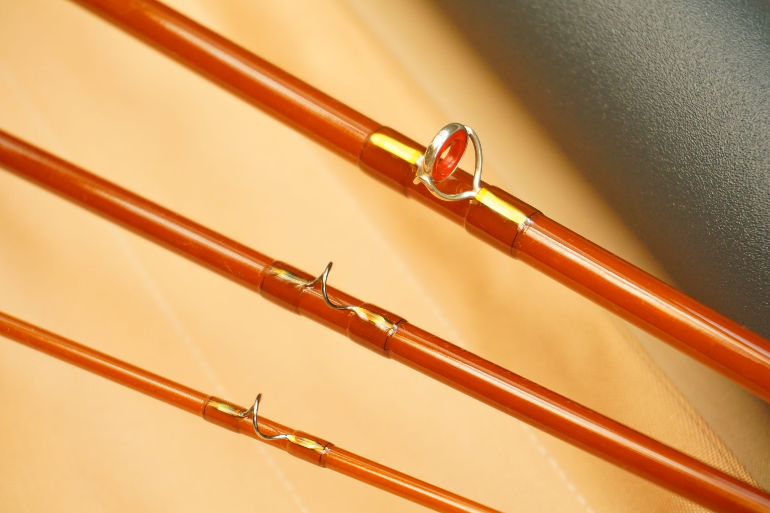 Barder Rod Co Fibreglass 7½’ #4-weight 3-piece fly rod. - Image 4