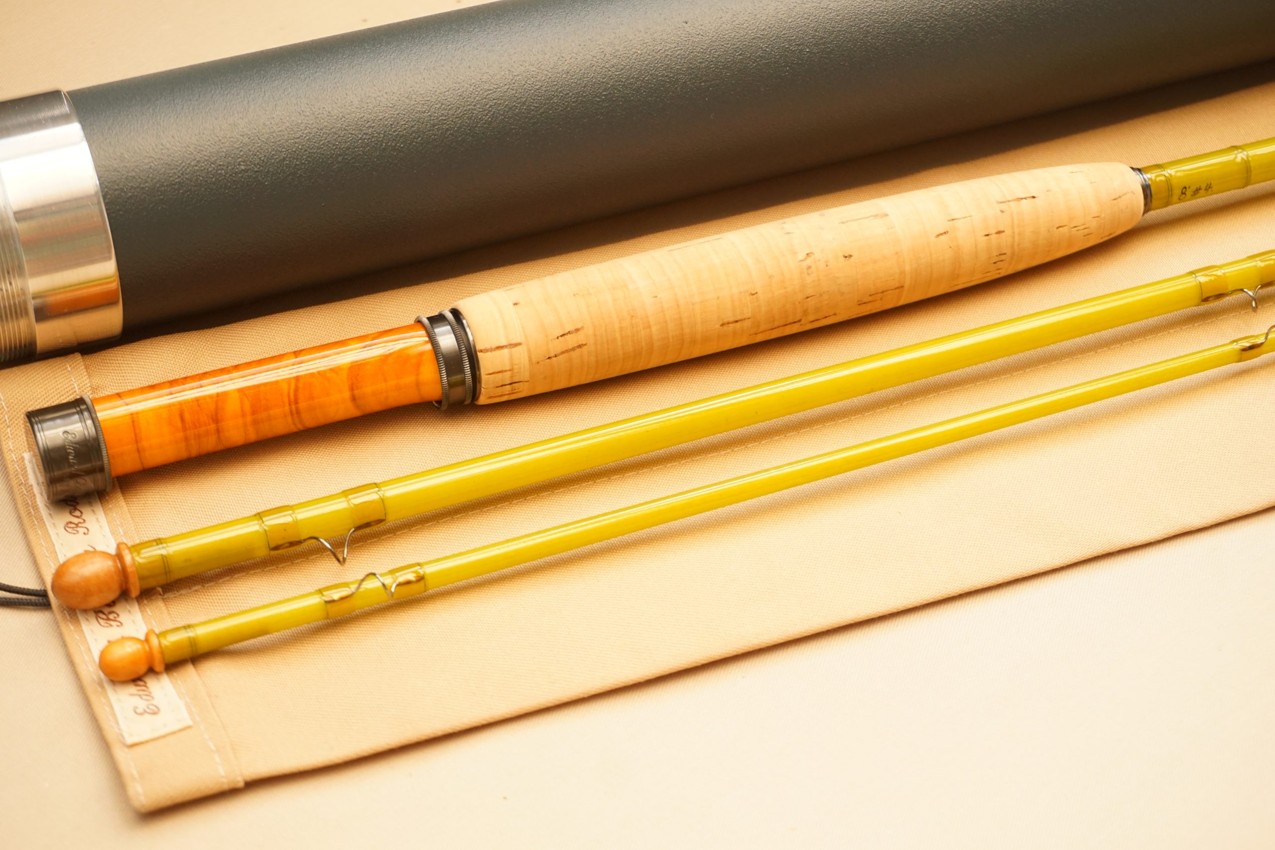 Barder Rod Co. 8' #4-weight 3-piece fibreglass fly rod. - Image 8